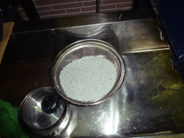 Fabrication des couteaux rockstead Fabrication des couteaux rockstead